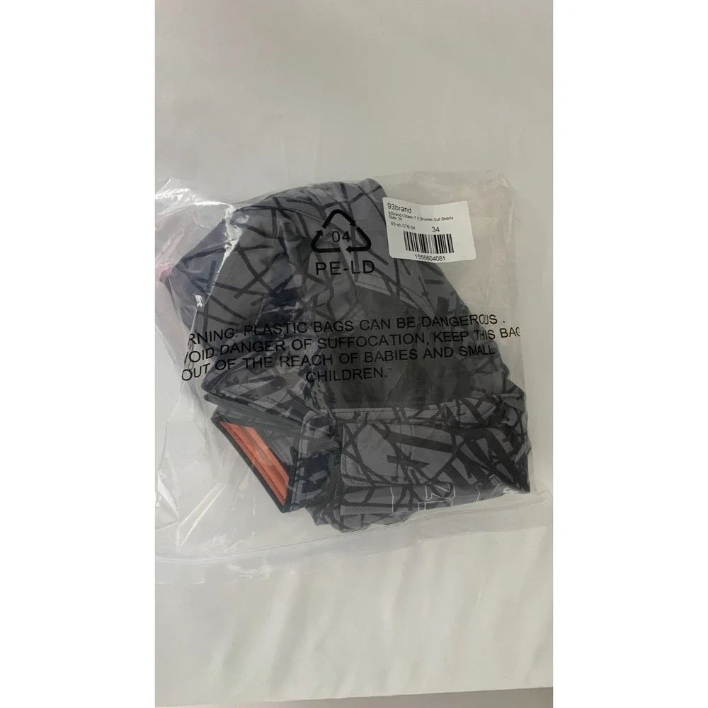 93 Brand Citizen 7.0 Shorter Cut Shorts Mens Gray Split Side Vents Size 34 NEW